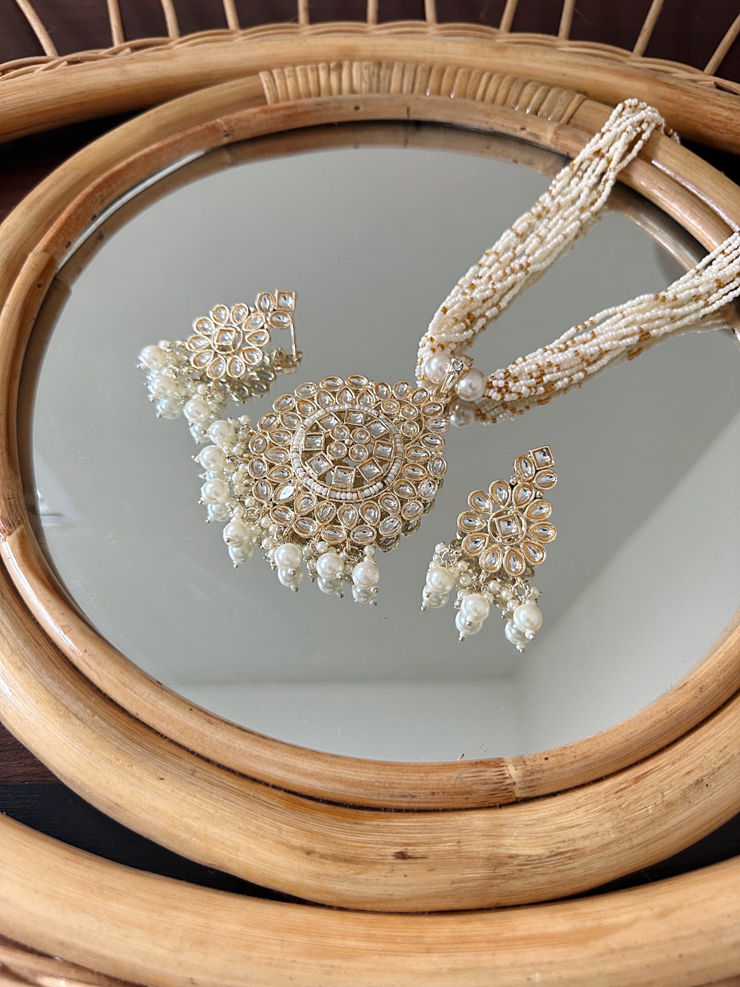 KALKI long necklace set