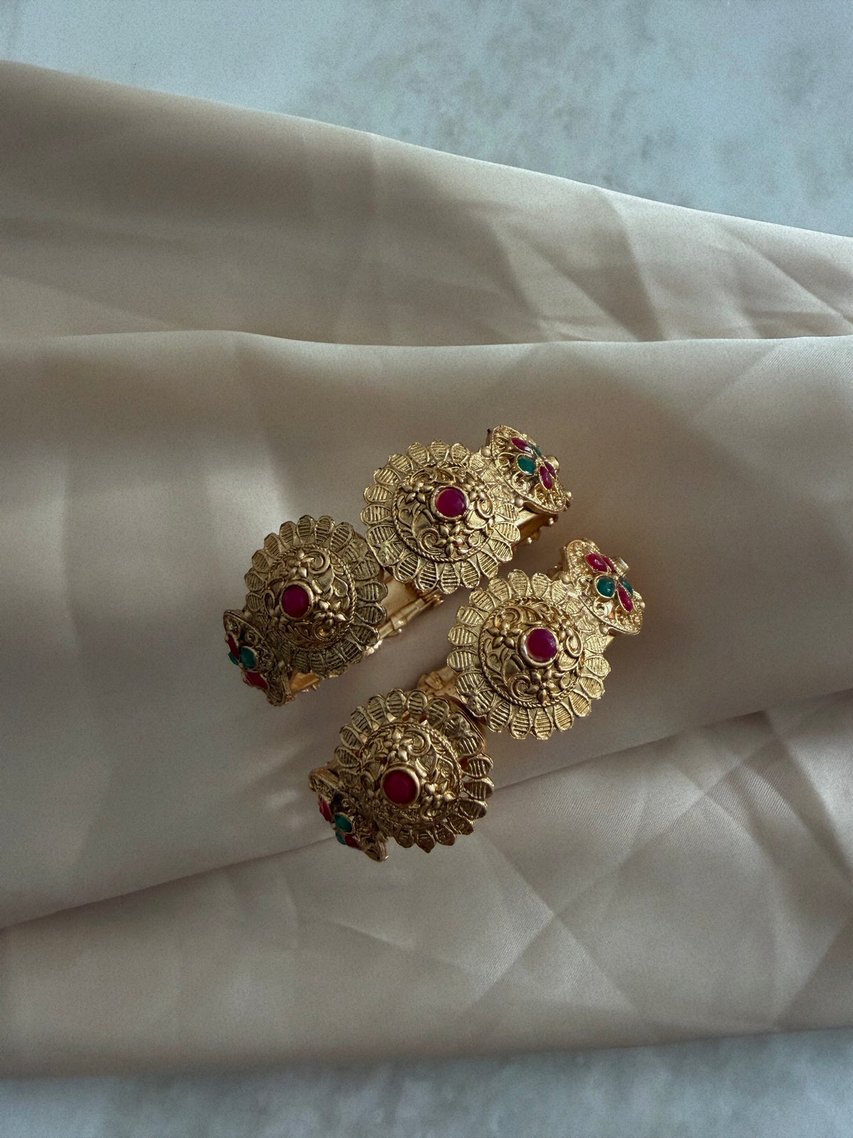 KRUPA BANGLES