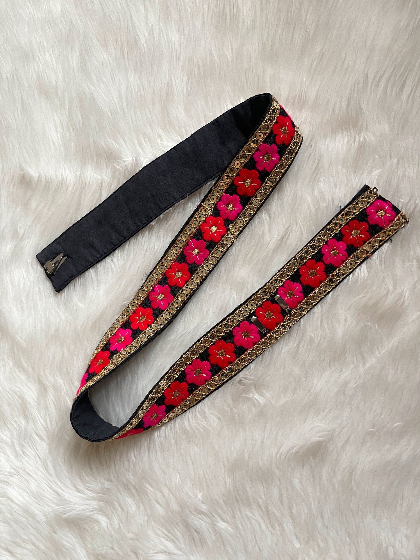 Temptress belt