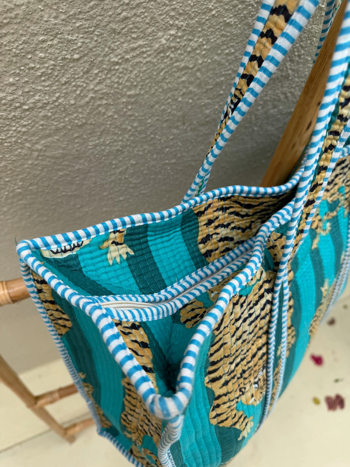 JAI TOTE