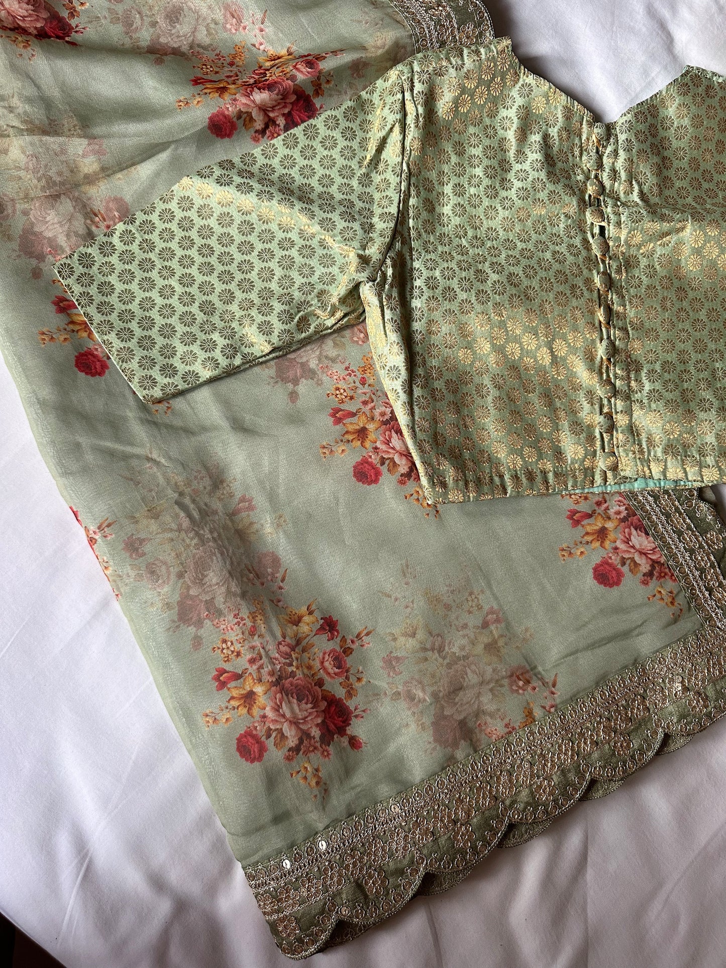 FLORAL ORGANZA SARI