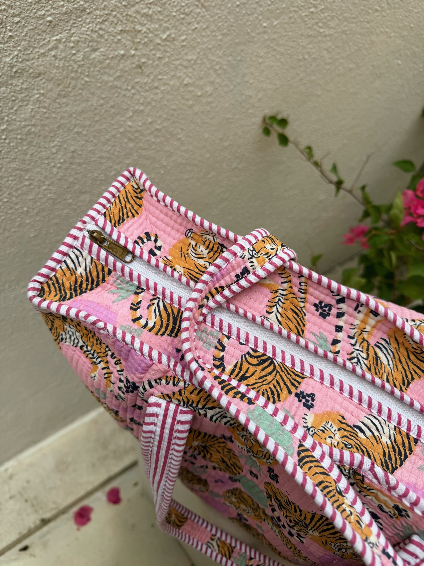 JAI TOTE