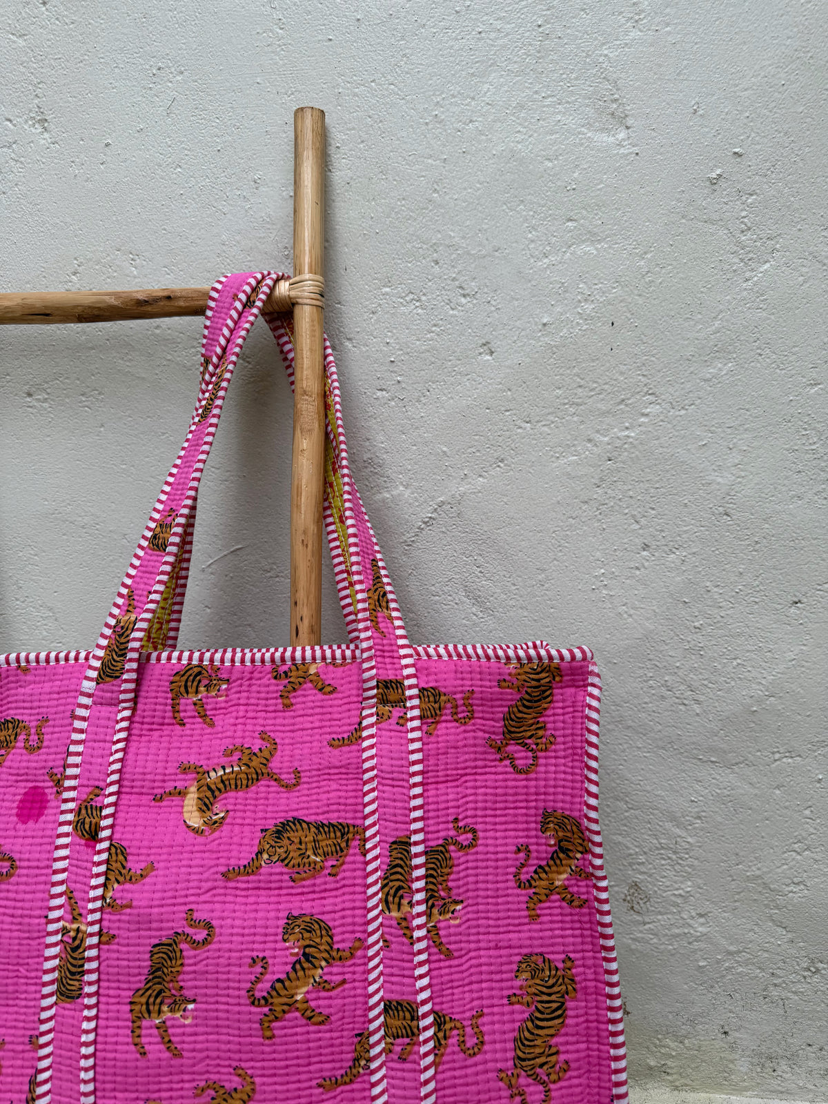 JAI TOTE