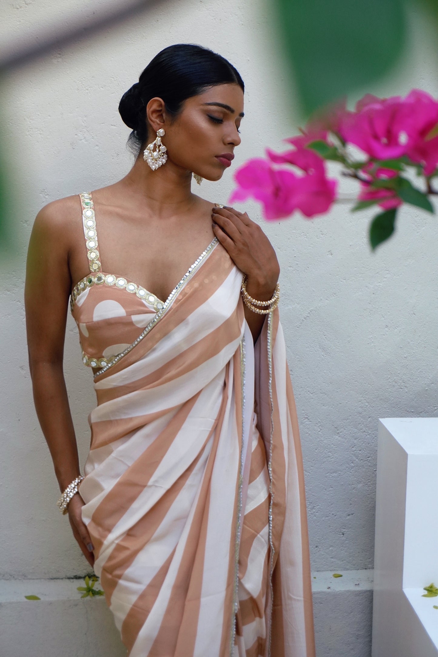 VARNIKA NEUTRAL (Tailored sari)