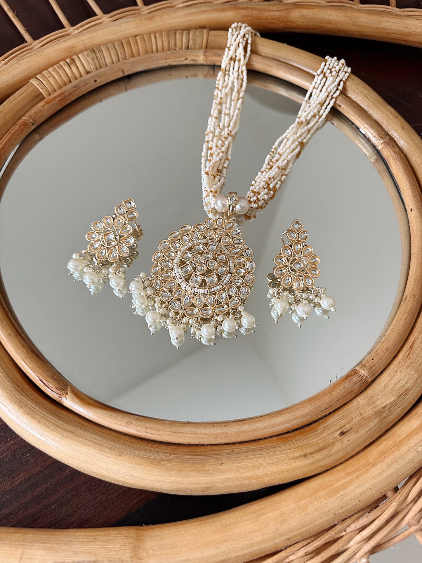 KALKI long necklace set