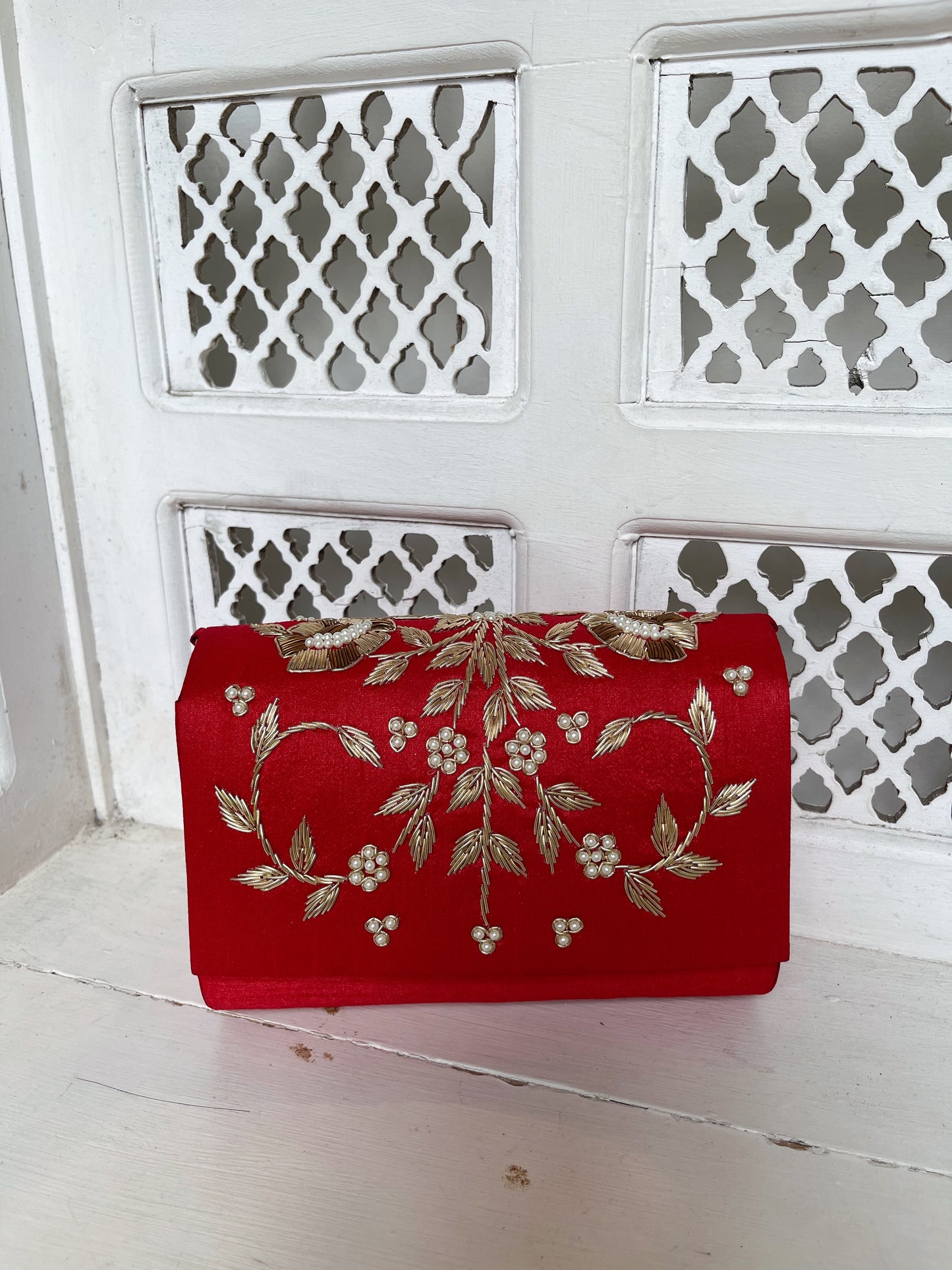 ZARDOZI BOX CLUTCH