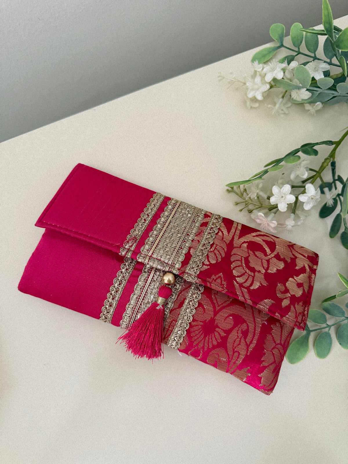 BROCADE CLUTCH