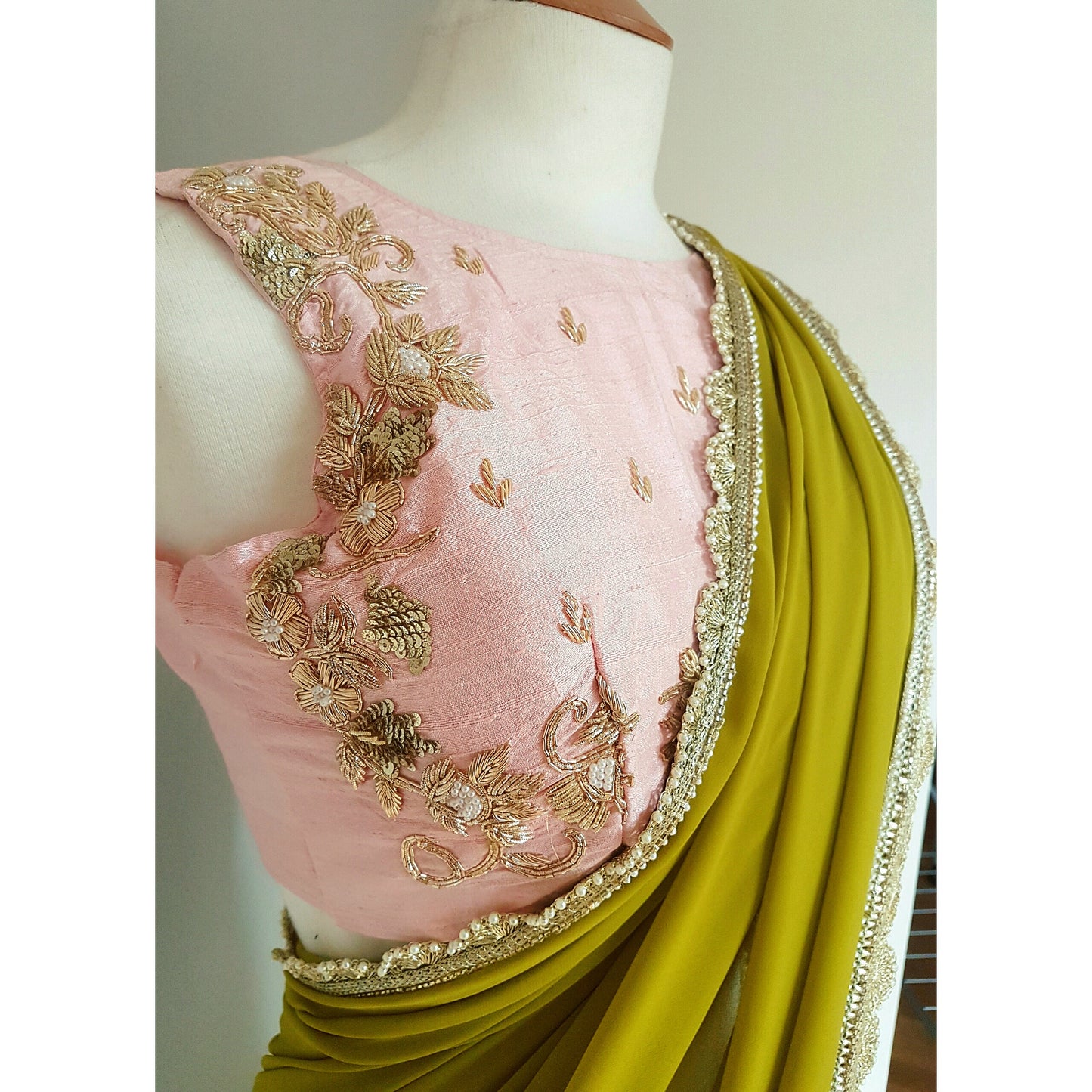 DREAM Sari
