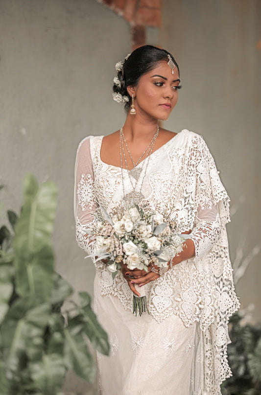 VINTAGE LACE BRIDAL