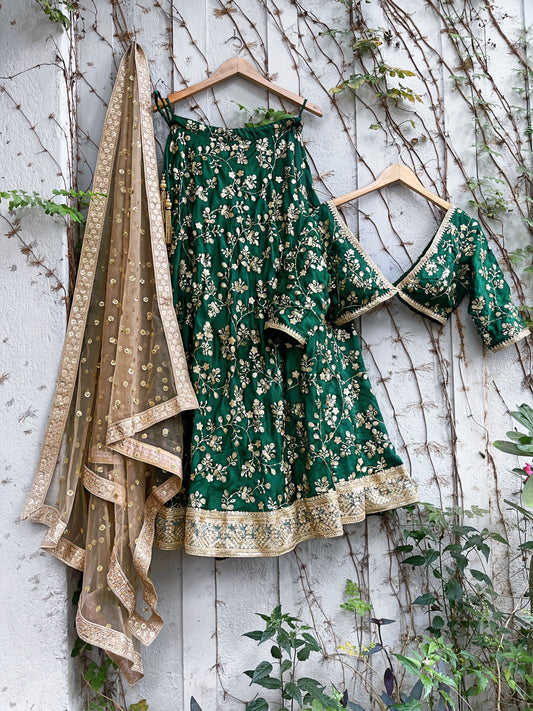 MEERA lehenga