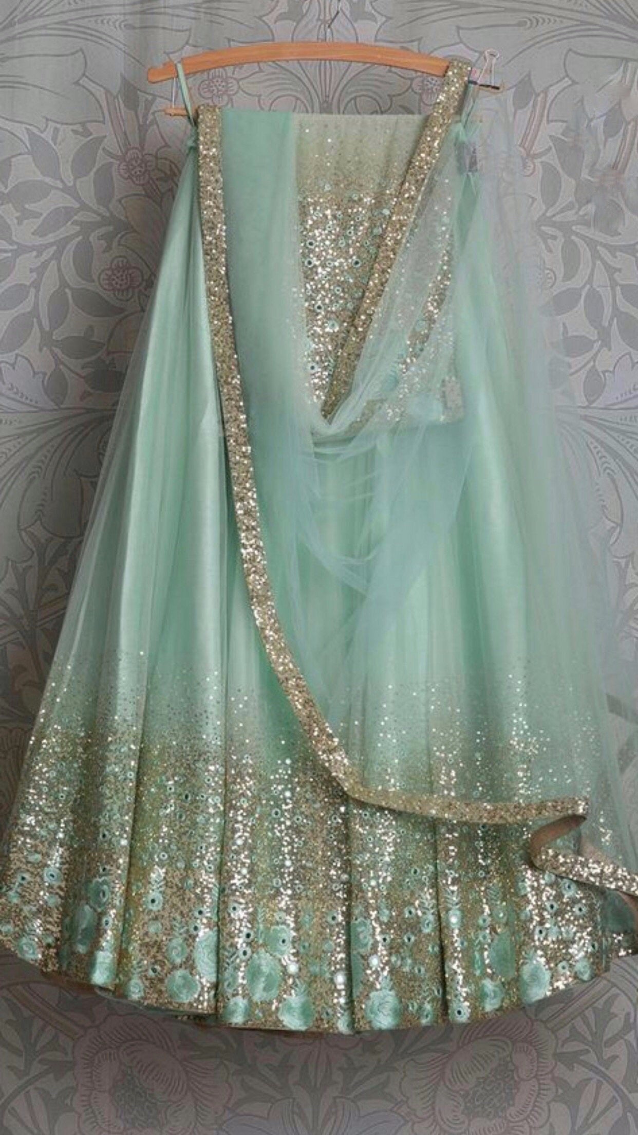 PRINCESS TWIST
